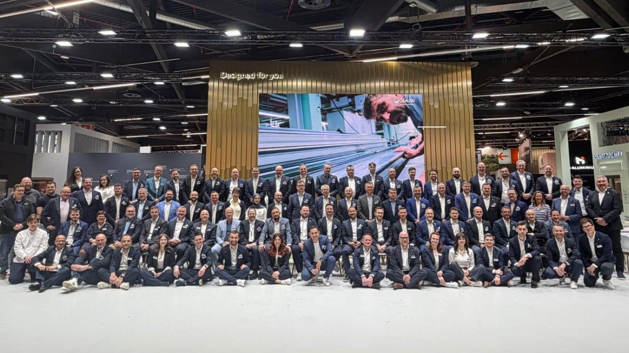 GEALAN на Fensterbau Frontale 2026: інновації та живе спілкування навколо «золотого куба»